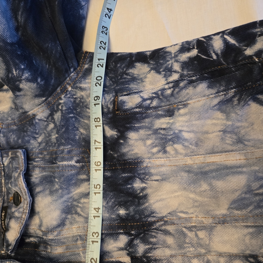Warner Bros. Blue Tie-Dye Denim Jacket - Picture 9 of 11